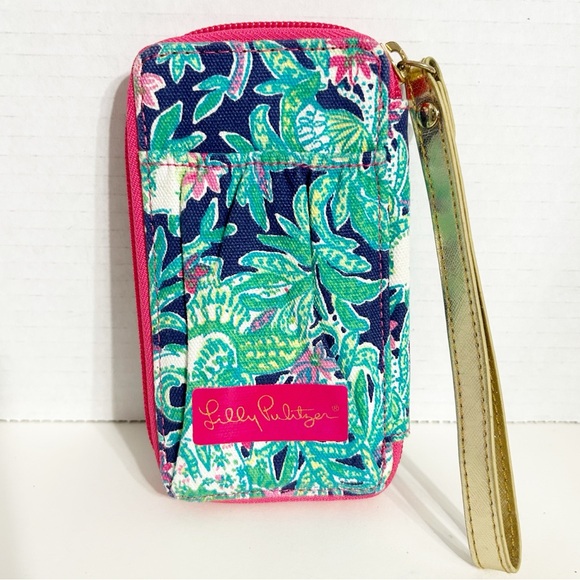 Lilly Pulitzer Zip Around Carded ID Wallet Wristlet Trunk Show Print Floral🩷💚 - Picture 1 of 12